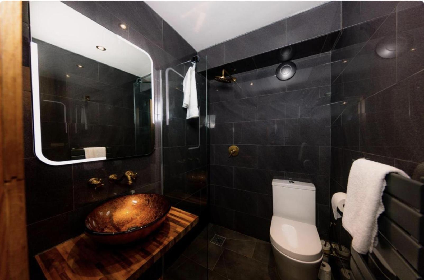 Superb Luxury Apartment By Canal - Central Edinburgh Exterior foto